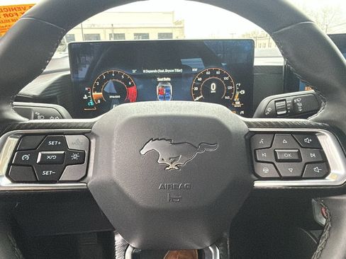 Certified 2024 Ford Mustang Coupe image 17