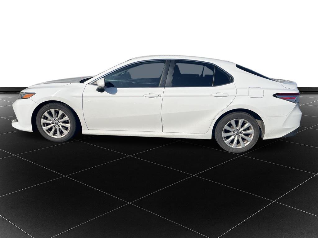 Used 2019 Toyota Camry LE FWD image 2