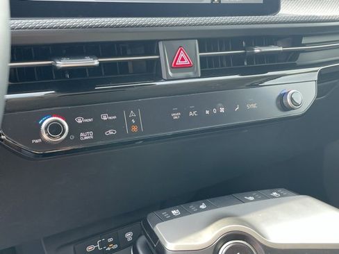 New 2025 Kia EV6 Wind image 16