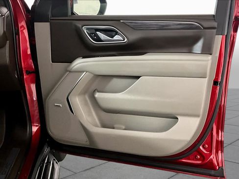 Certified 2022 GMC Yukon SLT w/ SLT Premium Package RWD image 22