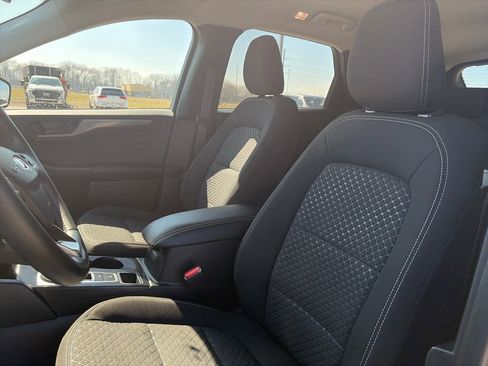 Used 2023 Ford Escape Active w/ Tech Pack #1 AWD/4WD image 16