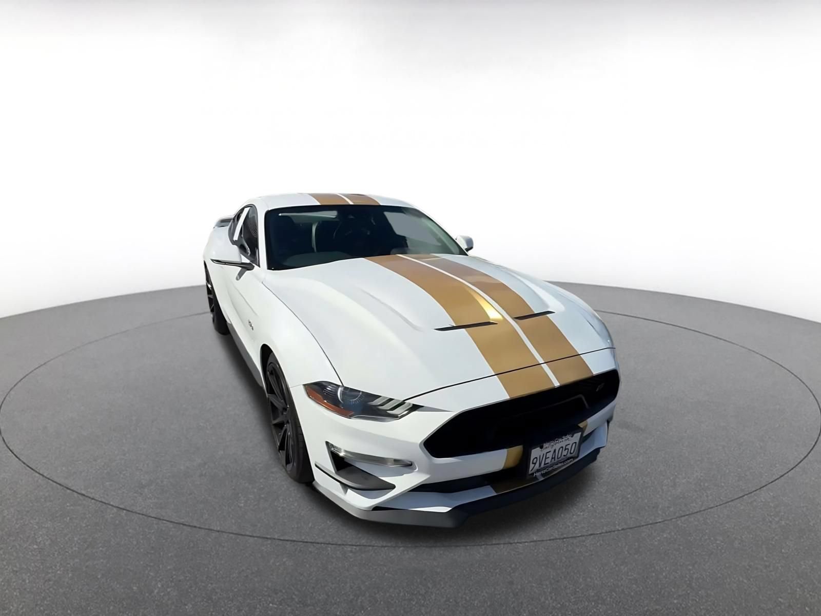 Used 2022 Ford Mustang GT Premium w/ GT Performance Package RWD image 3