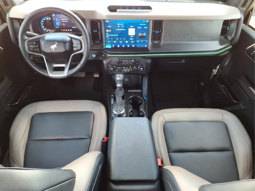 Used 2024 Ford Bronco Wildtrak AWD/4WD image 18