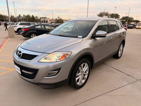 Used 2011 MAZDA CX-9 Grand Touring w/ Moonroof & Bose Audio Pkg image 4