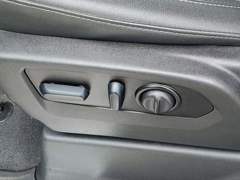 Used 2022 GMC Sierra 2500 SLT image 9