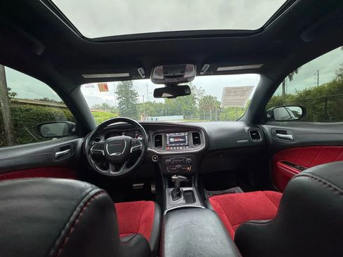 Used 2019 Dodge Charger Scat Pack w/ Dynamics Package image 14