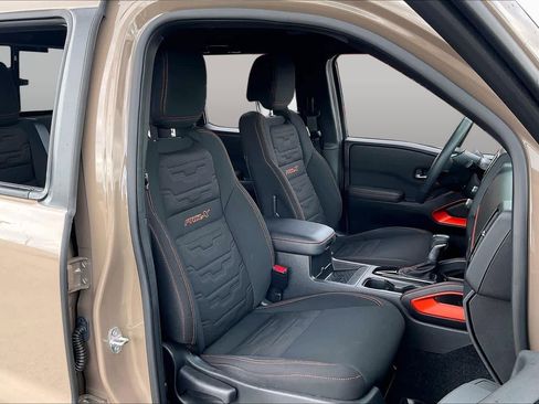 Used 2024 Nissan Frontier Pro-X w/ Pro Convenience Package RWD image 9