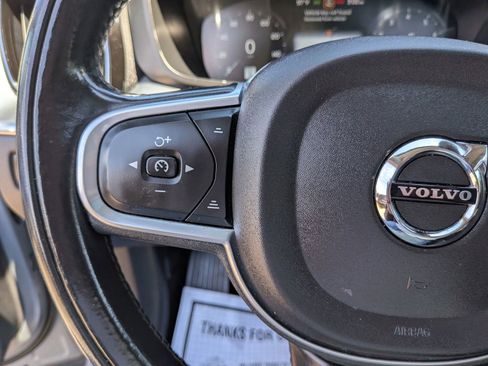 Used 2018 Volvo XC60 T6 Momentum w/ Convenience Package AWD/4WD image 53