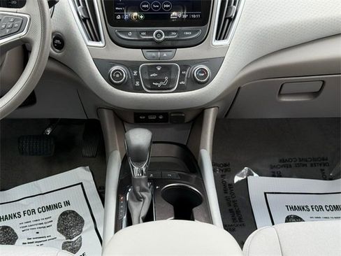 Used 2024 Chevrolet Malibu LS image 14