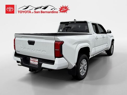 New 2025 Toyota Tacoma SR5 image 5