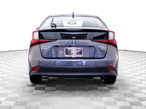 Used 2022 Toyota Prius XLE w/ Advanced Technology Package AWD/4WD image 5