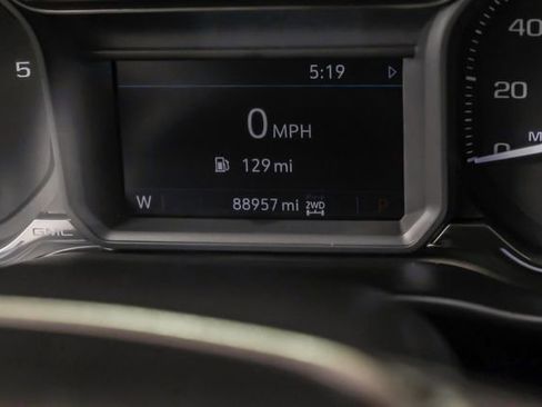 Used 2022 GMC Sierra 2500 AT4 image 18