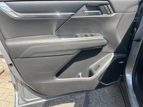 New 2026 GMC Acadia Elevation w/ Black Edition AWD/4WD image 11