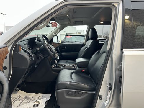 Used 2021 Nissan Armada SL w/ Captain's Chairs Package image 13