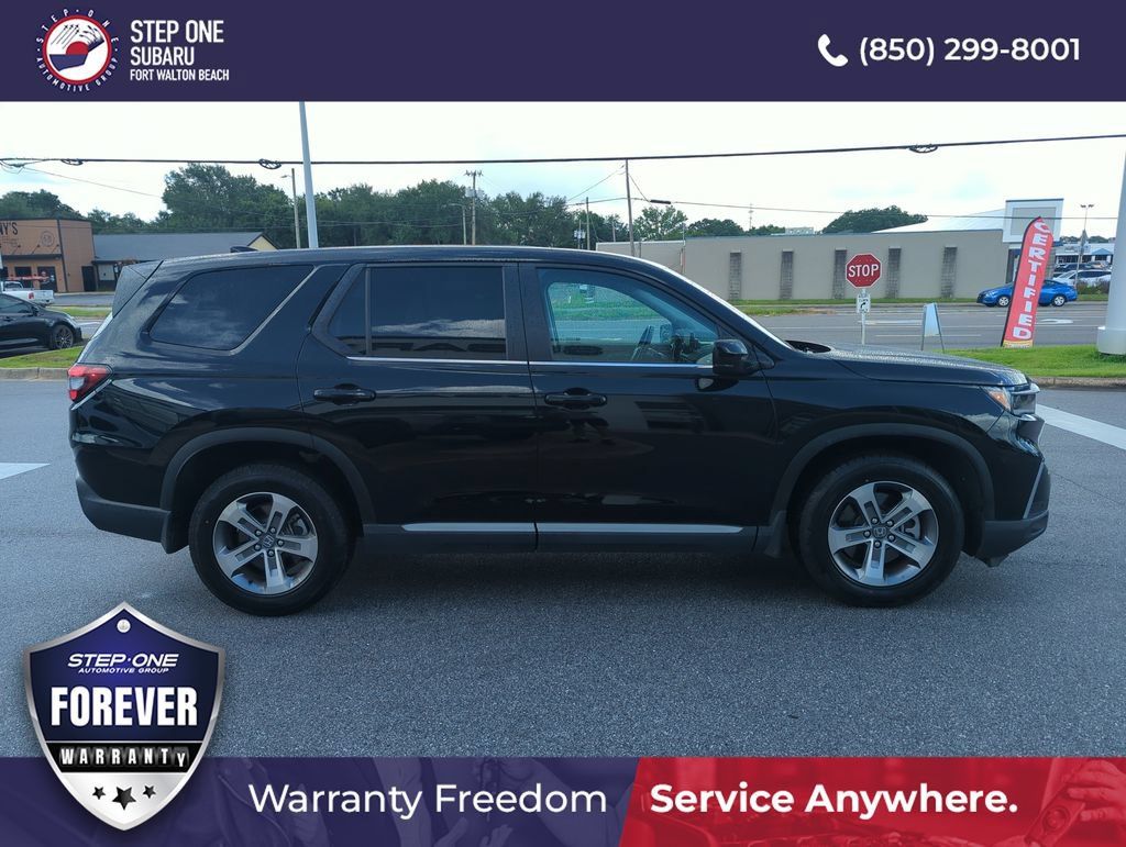 Used 2025 Honda Pilot EX-L image 8