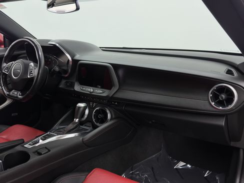 Used 2016 Chevrolet Camaro SS RWD image 27