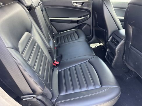 Used 2023 Ford Edge SEL AWD/4WD image 10