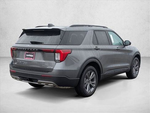 New 2026 Ford Explorer Active w/ Active Comfort Package AWD/4WD image 2