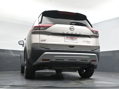 Used 2021 Nissan Rogue Platinum AWD/4WD image 36