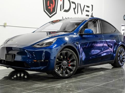 Used 2021 Tesla Model Y Performance image 8