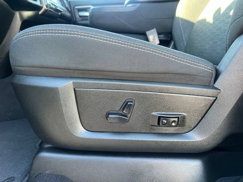 Used 2025 RAM 2500 Big Horn AWD/4WD image 6