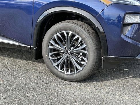 New 2026 Nissan Rogue Platinum w/ Platinum Premium Package image 7