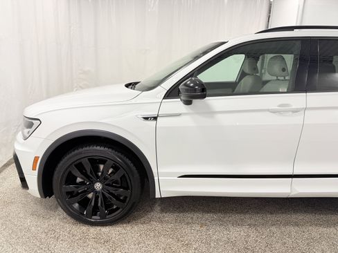 Used 2020 Volkswagen Tiguan S image 4