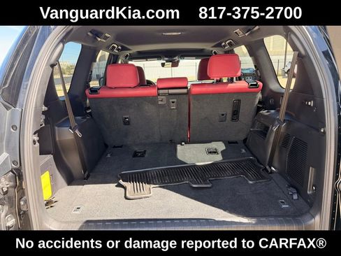 Used 2023 Lexus GX 460 Premium w/ Premium Package image 26