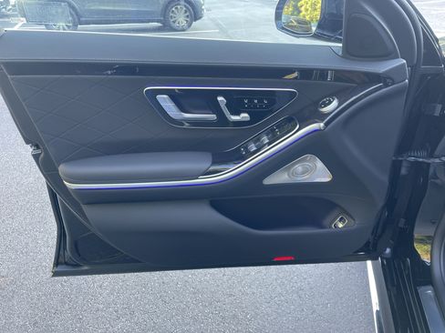 New 2026 Mercedes-Benz S 500 S 500 4MATIC Sedan image 15
