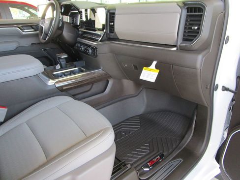 New 2026 Chevrolet Silverado 1500 LT image 23