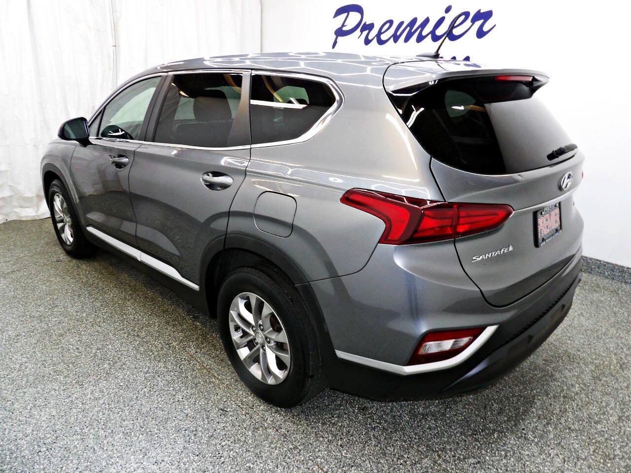 Used 2019 Hyundai Santa Fe SE AWD/4WD image 4