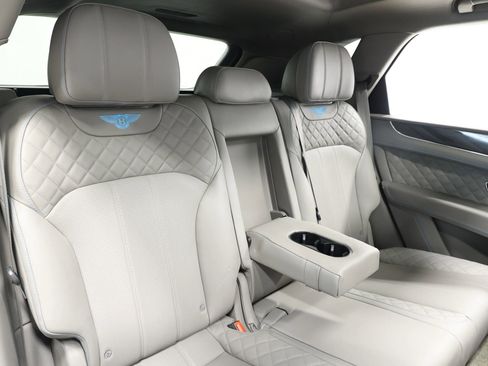 Used 2019 Bentley Bentayga image 83