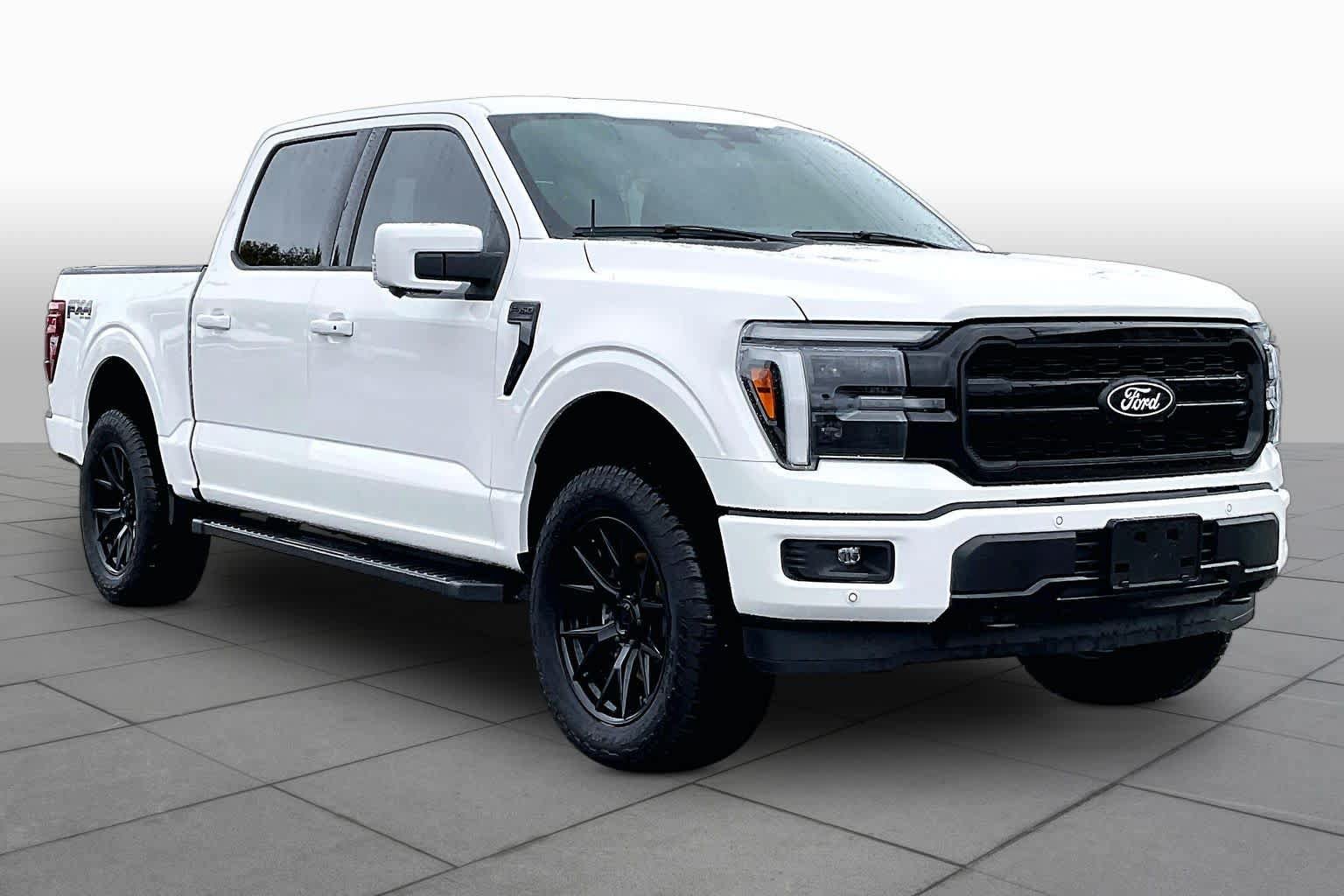 Used 2025 Ford F150 Lariat w/ Equipment Group 501A Mid AWD/4WD image 3
