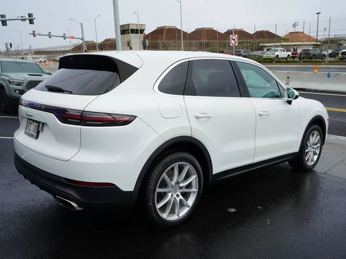 Used 2019 Porsche Cayenne AWD/4WD image 23