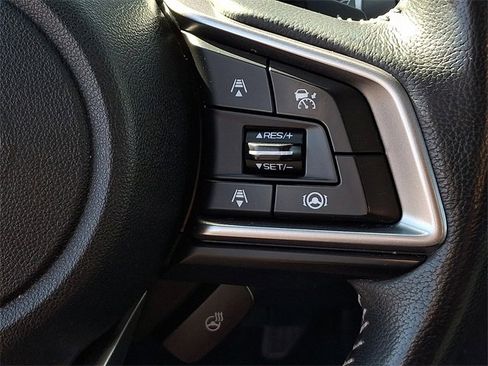 Certified 2022 Subaru Ascent Limited w/ Technology Package image 23