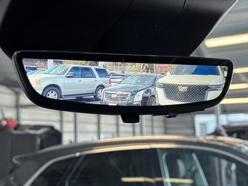 Certified 2024 Cadillac Escalade Premium Luxury image 23