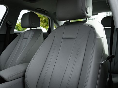 Used 2022 Audi A4 2.0T Premium Plus image 16