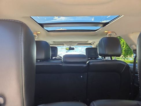 Used 2014 Nissan Pathfinder Platinum w/ Platinum Premium Package AWD/4WD image 13