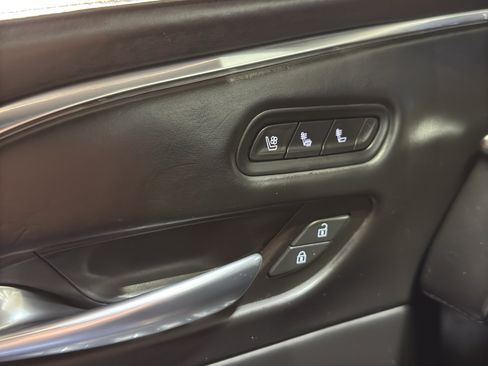 Used 2021 Cadillac Escalade Premium Luxury Platinum image 37