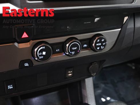 Used 2019 Toyota Tacoma SR RWD image 20