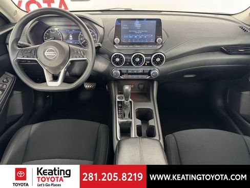Used 2023 Nissan Sentra SV FWD image 22