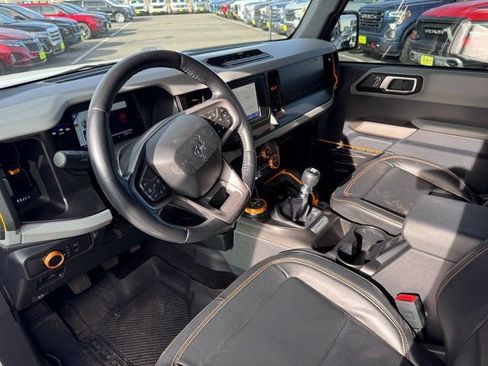 Used 2021 Ford Bronco Badlands image 4