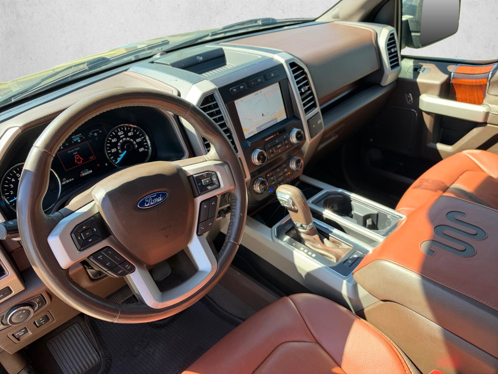 Used 2020 Ford F150 King Ranch w/ Equipment Group 601A Luxury AWD/4WD image 10
