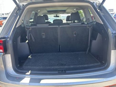 Certified 2023 Volkswagen Atlas SE w/ Panoramic Sunroof Package AWD/4WD image 28