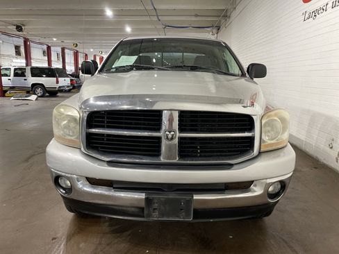 Used 2006 Dodge Ram 2500 Truck SLT w/ Quad Cab Big Horn Value Group image 8