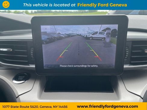 Used 2023 Ford Explorer XLT w/ Equipment Group 202A AWD/4WD image 23