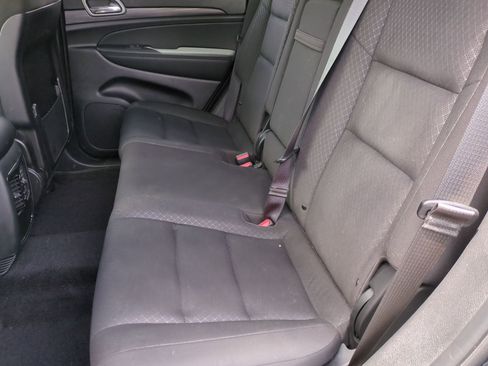 Used 2022 Jeep Grand Cherokee Laredo E AWD/4WD image 34