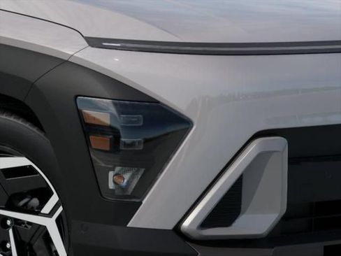 New 2026 Hyundai Kona SEL Premium FWD image 9