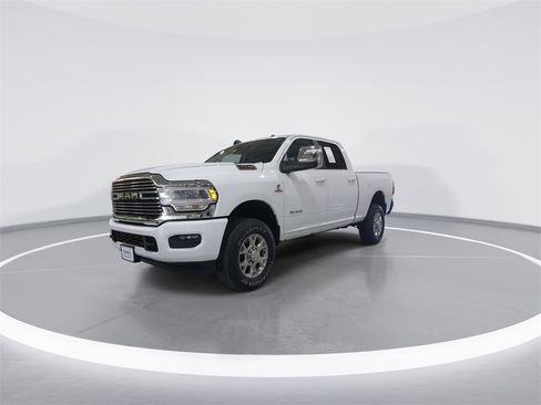 Used 2024 RAM 2500 Laramie image 4