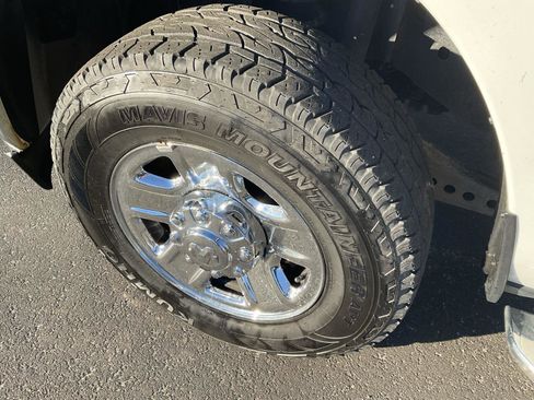 Used 2019 RAM 2500 Big Horn image 9